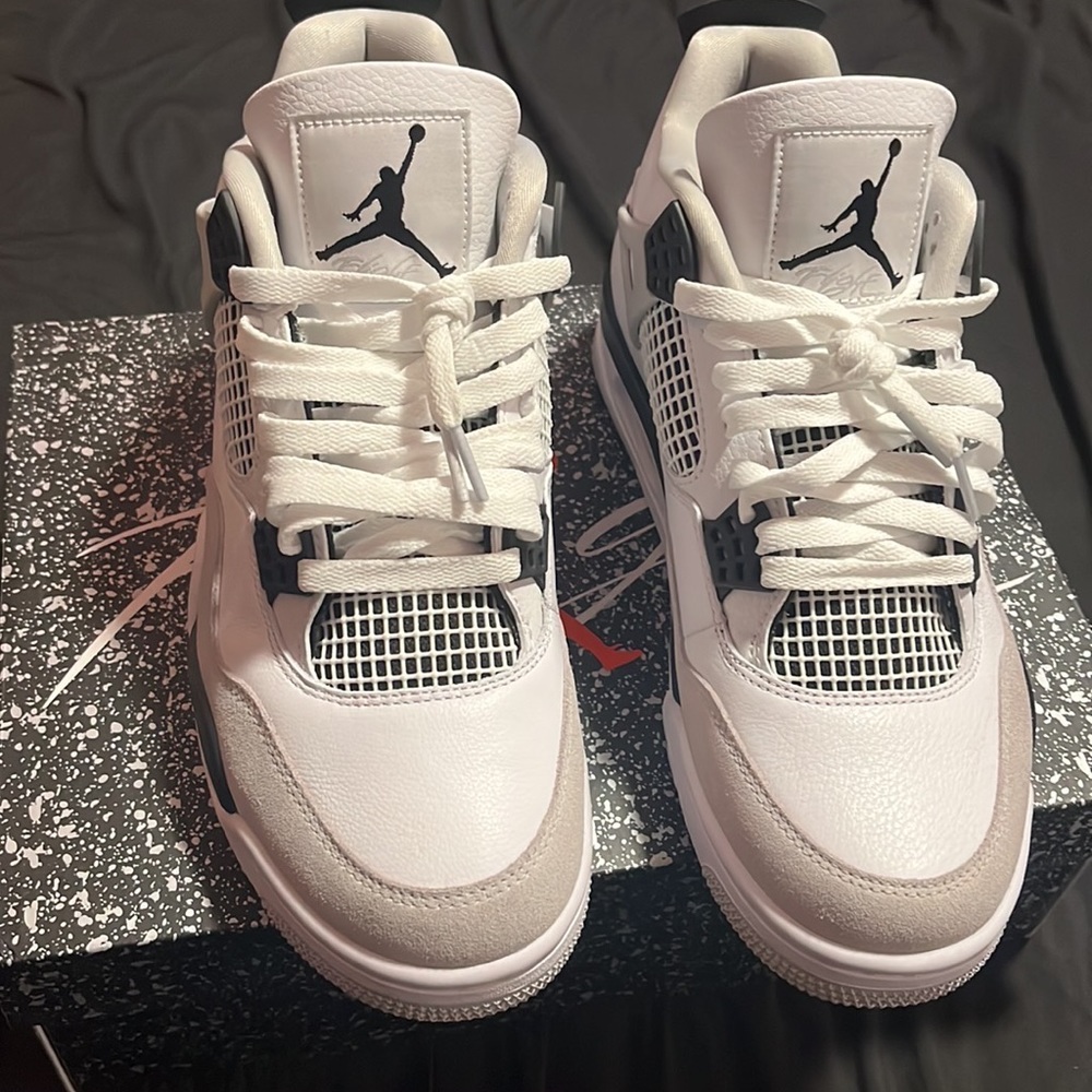 Military black jordan 4 size 10 mens
